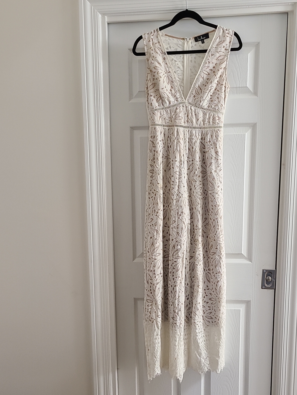 Lulu's Ivory Lace Jumpsuit with Deep V-Neck!